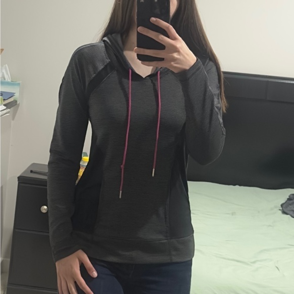 Maurice’s in Motion hoodie